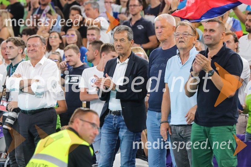  Zoran Janković, župan, Mestna občina Ljubljana;  ... ;  ... ;  ... ;  ... Slovenija prvič v zgodovini v polfinalu svetovnega prvenstva v odbojki