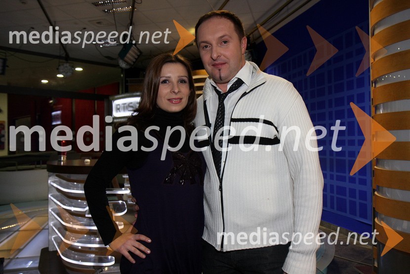 Jana Ujčič, novinarka in voditeljica RTS in Frenk Nova, pevecRdeča preproga s Sebastianom, snemanje oddaje na RTS