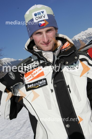 Jakub Janda, češki smučarski skakalecJakub Janda, smučarski skakalec na treningu v Lescah