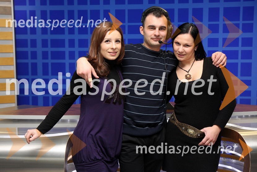 Jana Ujčič, novinarka in voditeljica RTS, ..., snemalec RTS in Alenka Golubič, vodja marketinga na RTSRdeča preproga s Sebastianom, snemanje oddaje na RTS