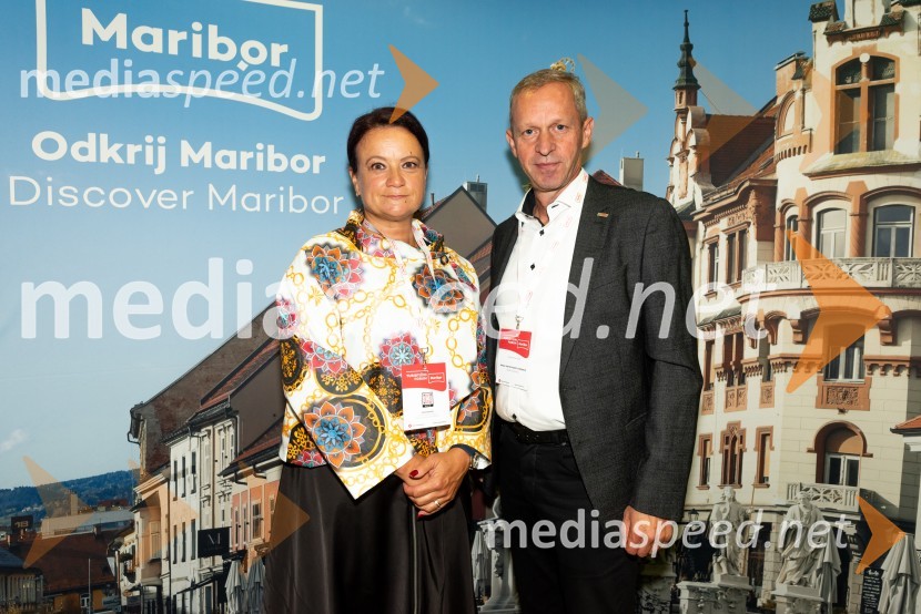 dr. Tanja Angleitner Sagadin, direktorica, VSGT Maribor; mag. Dieter Hardt-Stremayr, direktor, Turizem Gradec in marketing mesta d.o.o.Mariborski turistični forum 2022