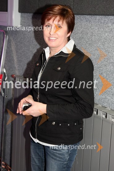 Danica Ksela, novinarka POP TV v MariboruRdeča preproga s Sebastianom, snemanje oddaje na RTS