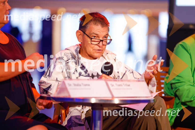 Dr. Tomi Trilar, biologCankarjev dom, predstavitev sezone 2022/23