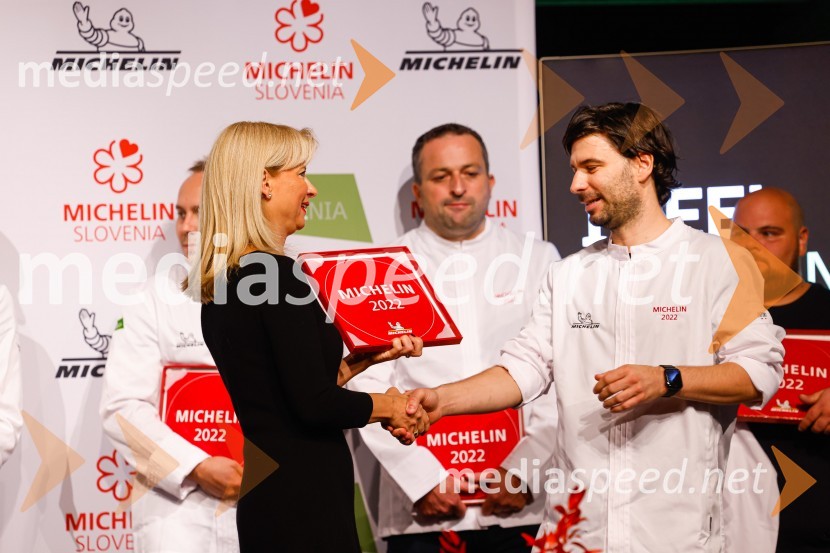 mag. Maja Pak Olaj, direktorica, Slovenska turistična organizacija;  Ivan Jeger, diplomant VSGTPodelitev Michelinovih zvezdic v Sloveniji, 2022
