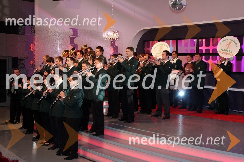 Pihalni orkester Kapele SlovenijaRdeča preproga s Sebastianom, snemanje oddaje na RTS