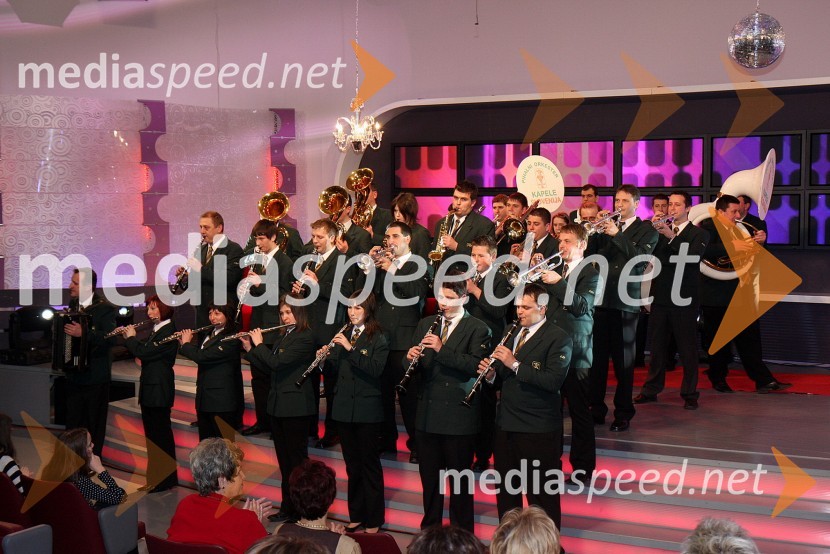 Pihalni orkester Kapele SlovenijaRdeča preproga s Sebastianom, snemanje oddaje na RTS