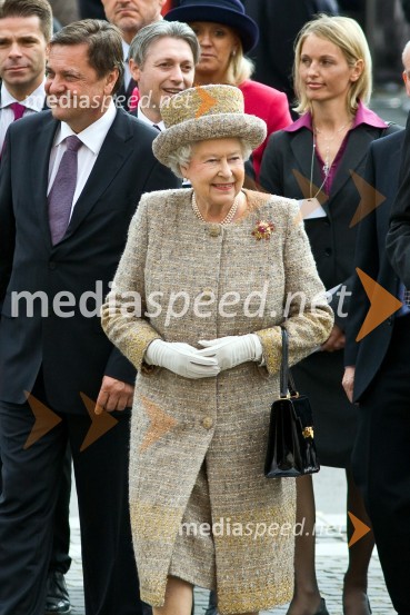  Kraljica Elizabeta II.Kraljica Elizabeta II. preminila v 97. letu starosti