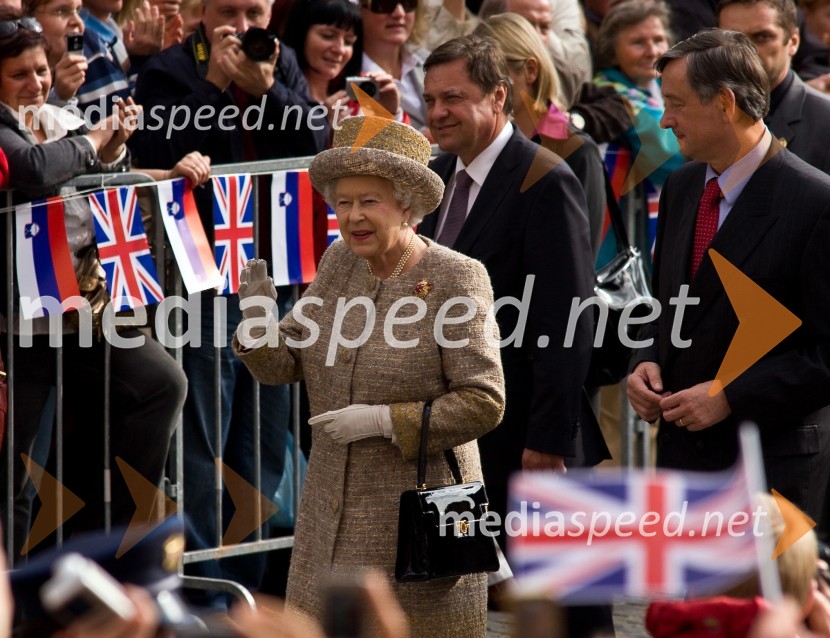  Kraljica Elizabeta II.Kraljica Elizabeta II. preminila v 97. letu starosti