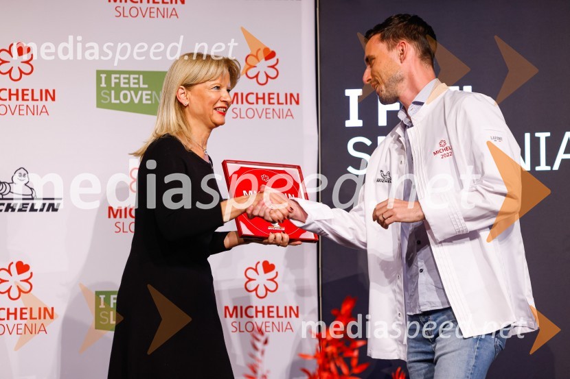 mag. Maja Pak Olaj, direktorica, Slovenska turistična organizacija;  Filip Matjaž, kuhar, dobitnik Michelinove zvezdicePodelitev Michelinovih zvezdic v Sloveniji, 2022