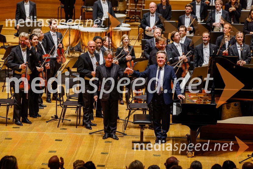  Esa-Pekka Salonen, dirigent;  Rudolf Buchbinder, pianistDunajski filharmoniki, zaključek 70. LF