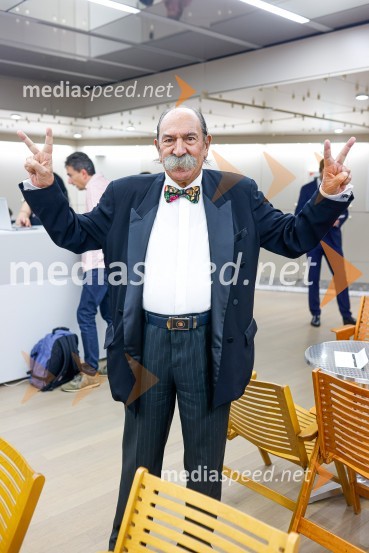  Marijan Zlobec, novinar, kritikDunajski filharmoniki, zaključek 70. LF