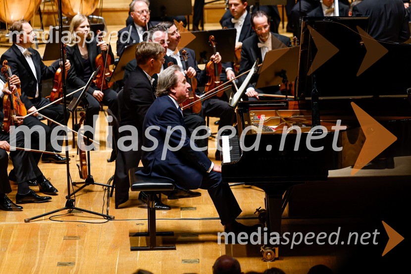  Rudolf Buchbinder, pianistDunajski filharmoniki, zaključek 70. LF