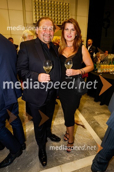  Darko  Brlek, direktor in umetniški vodja, Festival Ljubljana;  Janja LambergerDunajski filharmoniki, zaključek 70. LF