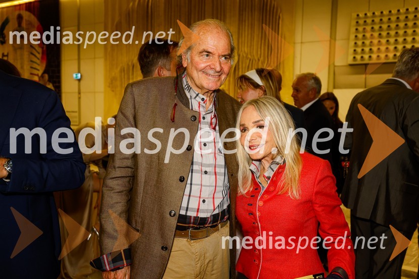  Gabriele Massarutto;  Maria Giovanna Elmi, TV voditeljicaDunajski filharmoniki, zaključek 70. LF