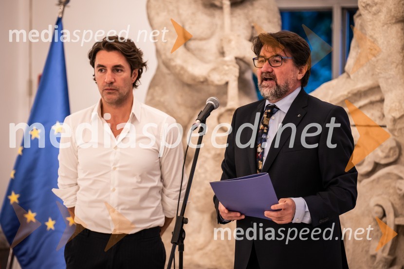  Edward Clug, umetniški direktor, Balet SNG Maribor;  Anton Niculescu, romunski veleposlanik v SlovenijiPraznovanje 30-letnice vzpostavitve slovensko-romunskih diplomatskih odnosov