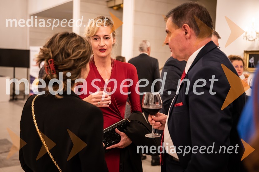  ... ;  Valentina Turcu, koreografinja in baletna solistka;  ... Praznovanje 30-letnice vzpostavitve slovensko-romunskih diplomatskih odnosov