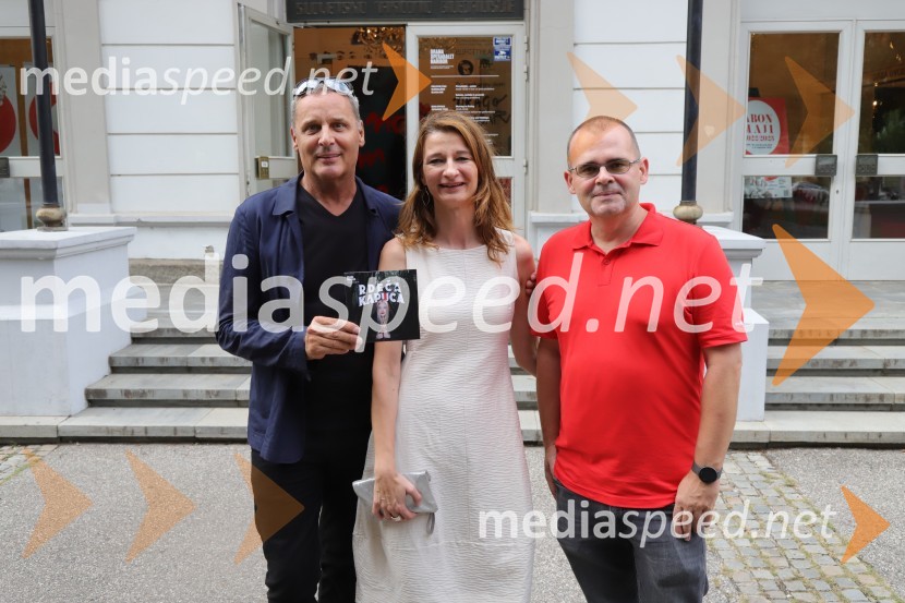 Danilo Rošker, direktor SNG Maribor;  Maja Borin, dramaturginja;  Alan Kavčič, predstavnik za odnose z javnostmi SNG MariborPremiera drame Rdeča kapuca
