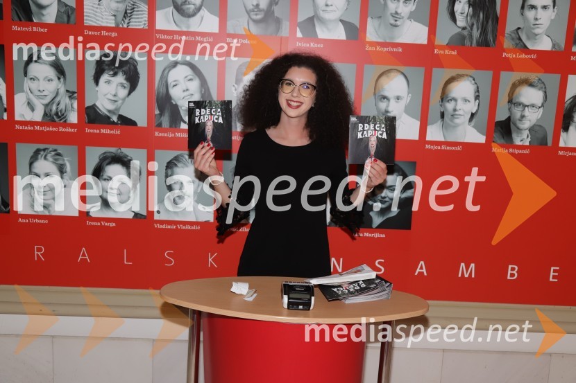  Ula VrečkoPremiera drame Rdeča kapuca