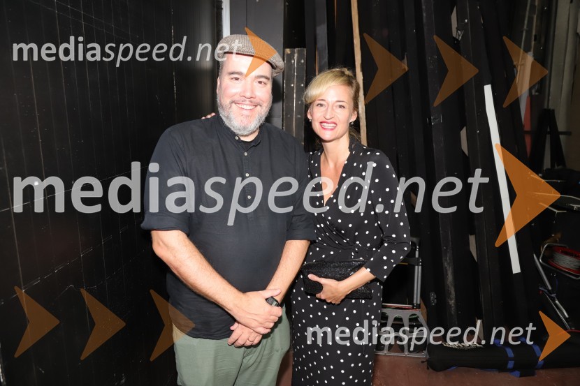  Rok Predin, režiser animiranih filmov;  Valentina Turcu, koreografinja in baletna solistkaPremiera drame Rdeča kapuca