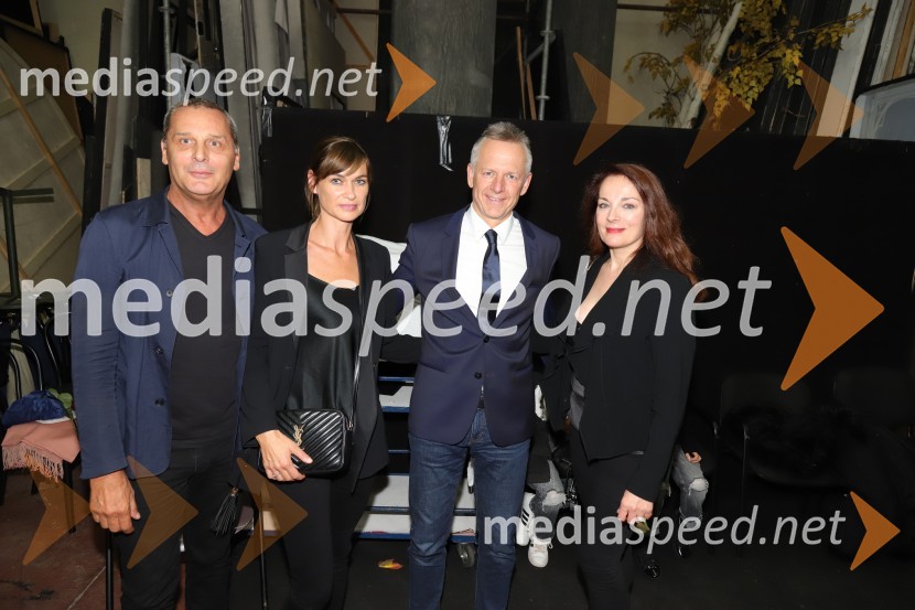  Danilo Rošker, direktor SNG Maribor;  Mojca Kac;  Andrej Kac, odvetnik;  Aleksandra Saša Broz, režiserka, vnukinja Josipa Broz TitaPremiera drame Rdeča kapuca