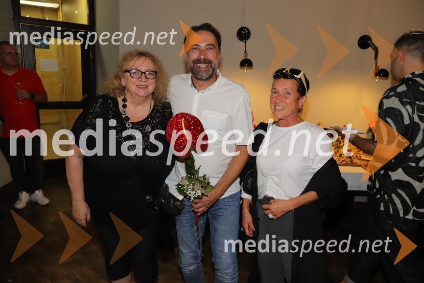  Alenka Cilenšek, igralka;  Gorazd Žilavec, igralec;  Ivica Flis Smaka,  dr. med., Zdravstveni Zavod Flis MariborPremiera drame Rdeča kapuca