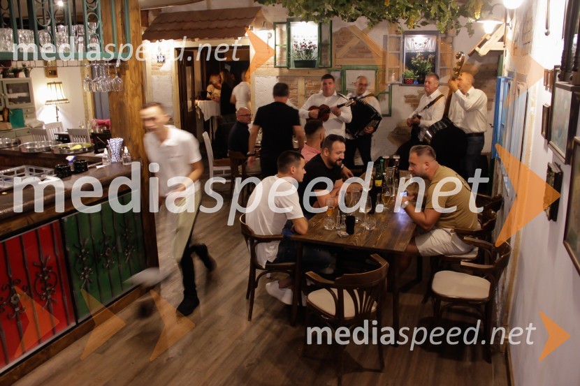 Obletnica gostilne Baščaršija v Kopru