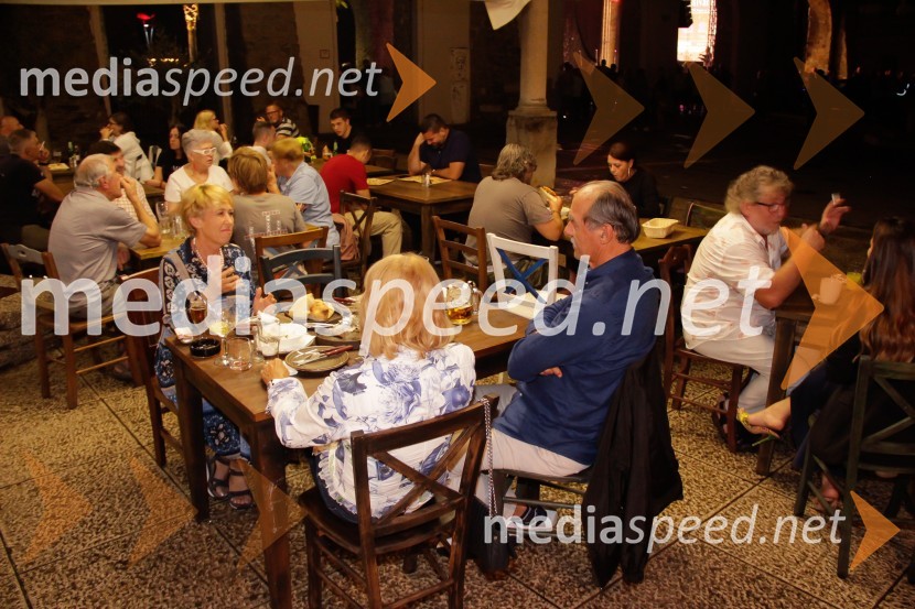 Obletnica gostilne Baščaršija v Kopru