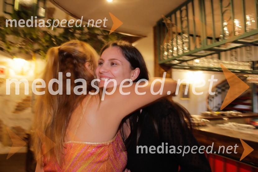  Zekira Marković, Kulturno društvo MariBorke, lastnica restavracije Baščaršija in Sarajevo;  ... Obletnica gostilne Baščaršija v Kopru