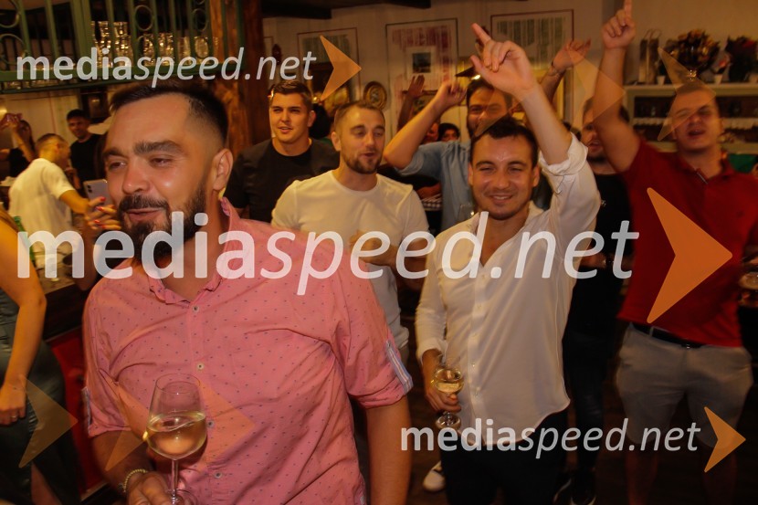  ... ;  ... ;  Aljoša Marković,  direktor, BaščaršijaObletnica gostilne Baščaršija v Kopru