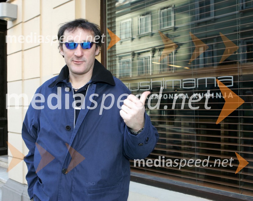 Vasja Bajc, trener in vodja češke reprezentance v smučarskih skokihJakub Janda, smučarski skakalec na treningu v Lescah