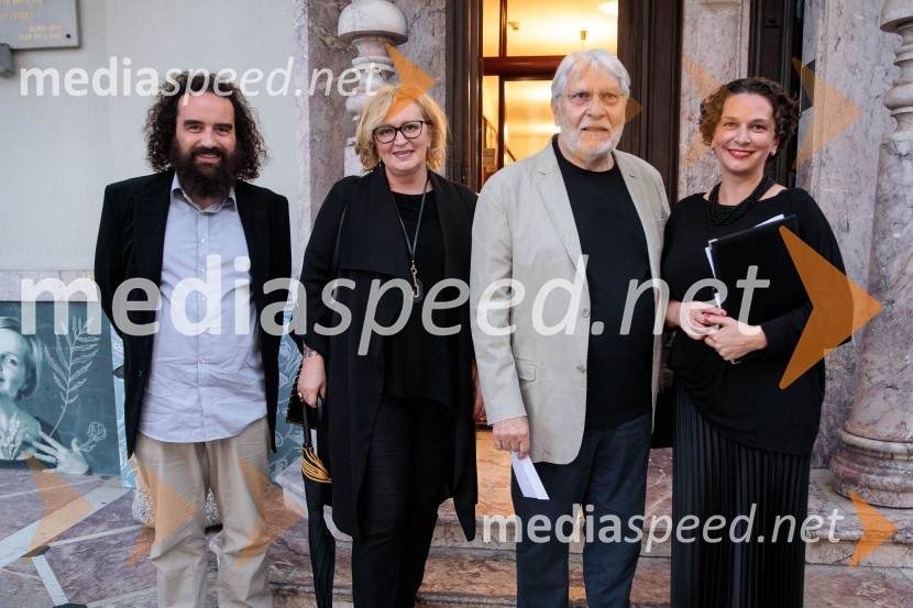   Jure Novak, režiser, direktor, Prešernovo gledališče Kranj;  Ksenija Benedetti, nekdanja šefinja državnega protokola RS;  Boris Cavazza, igralec;  Gaja Kryštufek Gostiša, poslovna sekretarka, Prešernovo Gledališče KranjVse zastonj! Vse zastonj!, Prešernovo gledališče Kranj, premiera