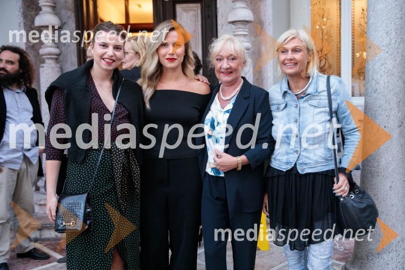  Anja Zabavnik, scenografka;  Paola Rodman, italijanistka in umetnostna zgodovinarka;  Nada  Rodman ;  Manja Pavšič, lastnica restavracije ShambalaVse zastonj! Vse zastonj!, Prešernovo gledališče Kranj, premiera