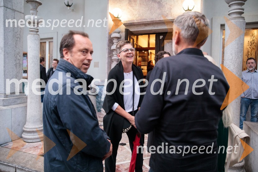 Vse zastonj! Vse zastonj!, Prešernovo gledališče Kranj, premiera