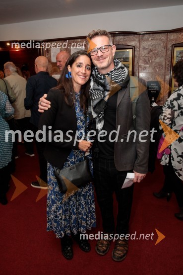 Vse zastonj! Vse zastonj!, Prešernovo gledališče Kranj, premiera