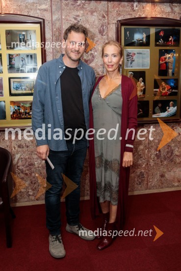  Marko Bratuš, umetniški vodja SNG Nova Gorica;  ... Vse zastonj! Vse zastonj!, Prešernovo gledališče Kranj, premiera