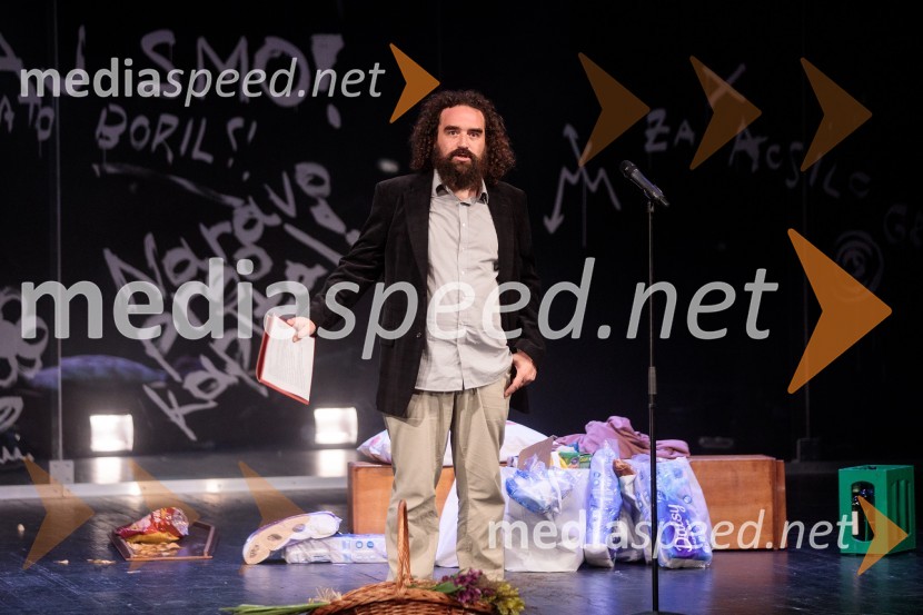   Jure Novak, režiser, direktor, Prešernovo gledališče KranjVse zastonj! Vse zastonj!, Prešernovo gledališče Kranj, premiera