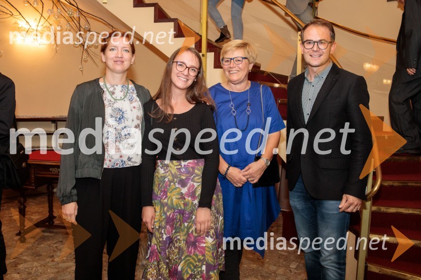 Vse zastonj! Vse zastonj!, Prešernovo gledališče Kranj, premiera