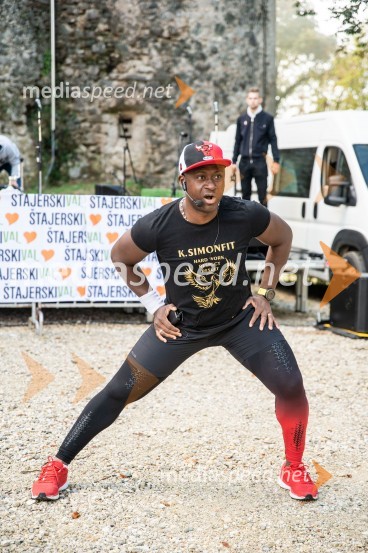  Yao Simon Koffi, osebni trenerTrail Rudnica, druženje in zabava s skupino Donačka & Barbara