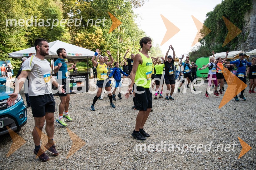 Trail Rudnica, druženje in zabava s skupino Donačka & Barbara