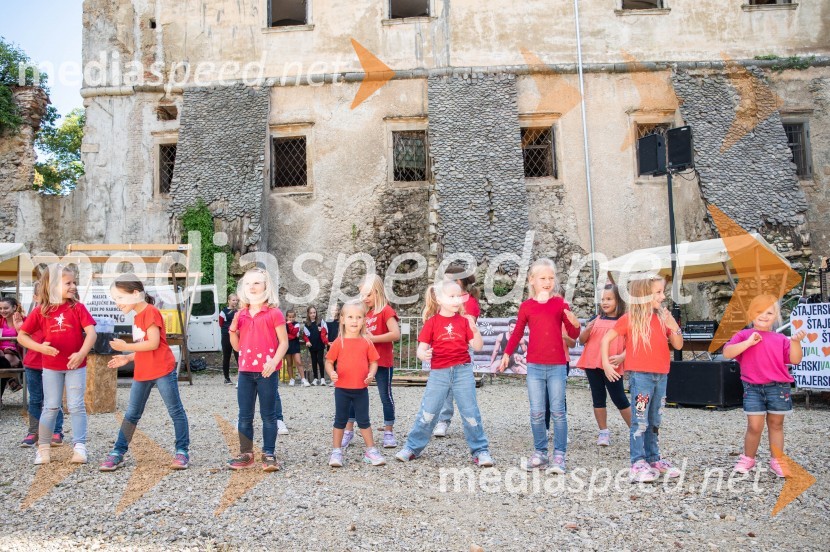 Plesna šola PROM ZvončicaTrail Rudnica, druženje in zabava s skupino Donačka & Barbara