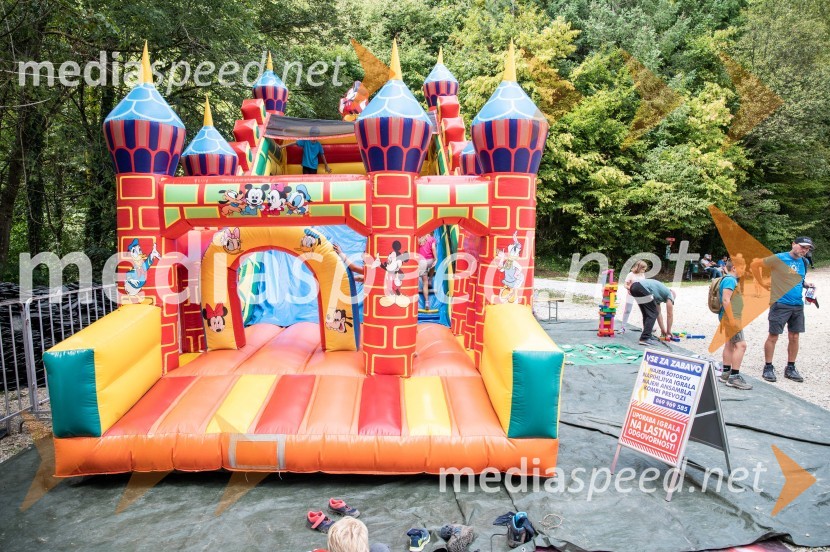 Trail Rudnica, druženje in zabava s skupino Donačka & Barbara