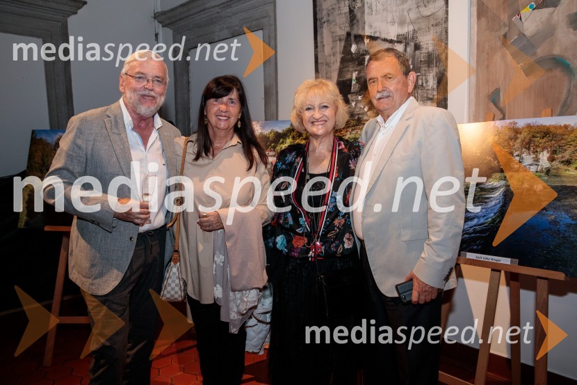 V objemu Lahinje, tamburaška opera