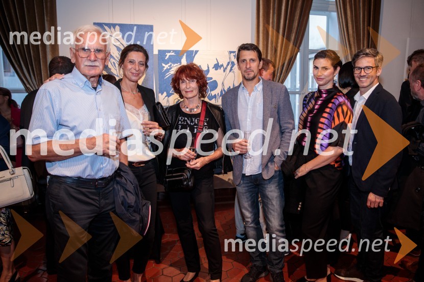 V objemu Lahinje, tamburaška opera