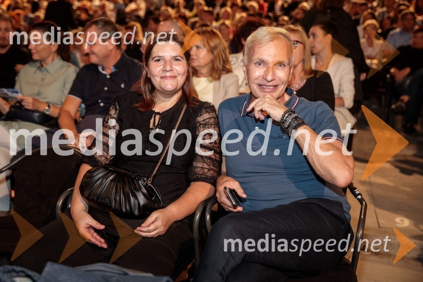  Teja Pelko, novinarka, Svet24;   Igor  Jelen-Iggy, koreograf, lastnik plesnega centra IgenV objemu Lahinje, tamburaška opera