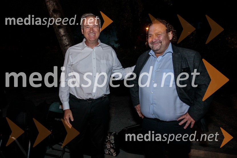  ... ;  Darko  Brlek, direktor in umetniški vodja, Festival LjubljanaV objemu Lahinje, tamburaška opera