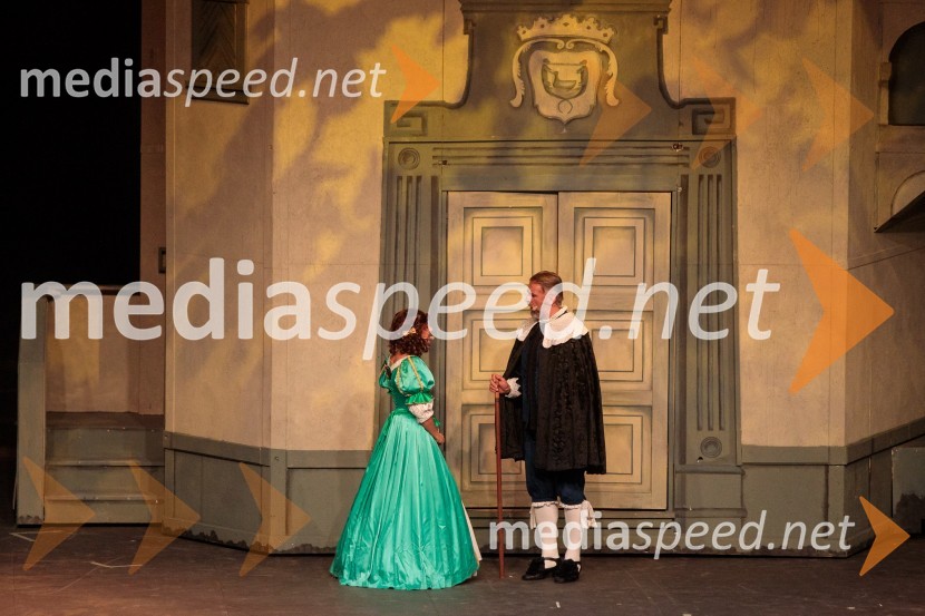  Sara Žuvela, operna pevka;  Željko Andrić, pevecV objemu Lahinje, tamburaška opera