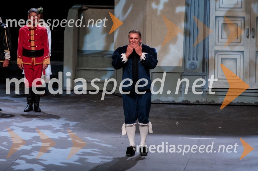  Željko Andrić, pevecV objemu Lahinje, tamburaška opera