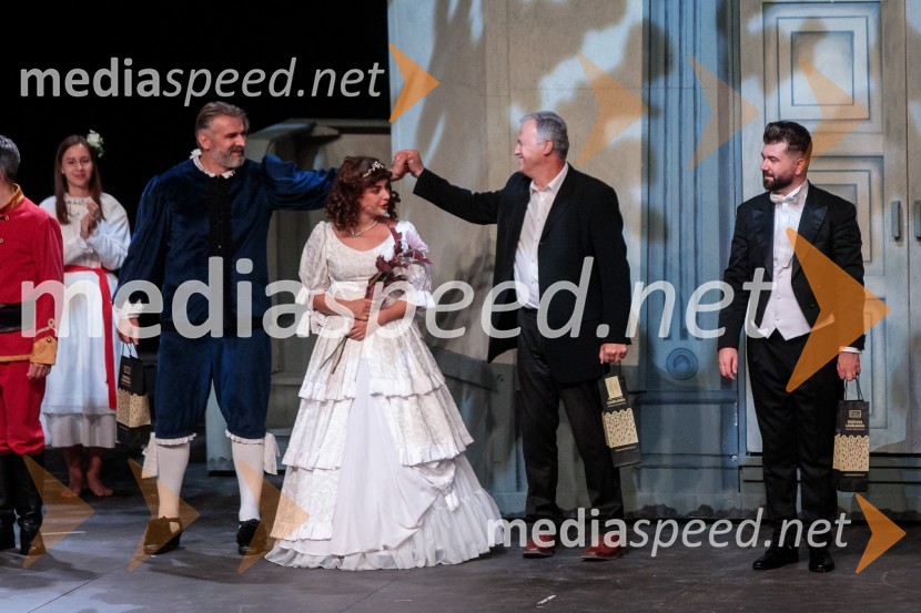  Željko Andrić, pevec;  Sara Žuvela, operna pevka;  ... ;  Gregor Zagorc, skladatelj, dirigentV objemu Lahinje, tamburaška opera