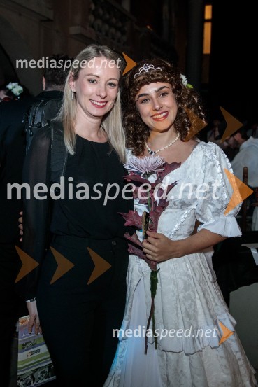  ... ;  Sara Žuvela, operna pevkaV objemu Lahinje, tamburaška opera