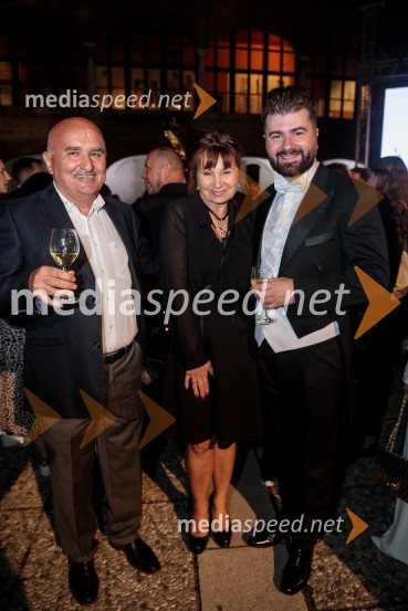  ... ;  Violeta Tomić, nekdanja poslanka Državnega zbora Republike Slovenije;  Gregor Zagorc, skladatelj, dirigentV objemu Lahinje, tamburaška opera